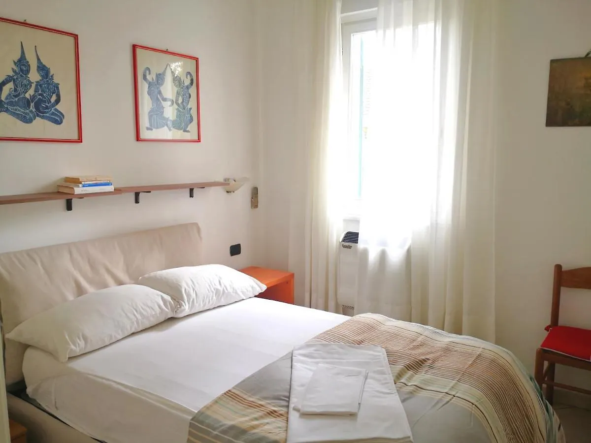 La Gardenia vacanze al mare Diano Marina 0*,  Italia
